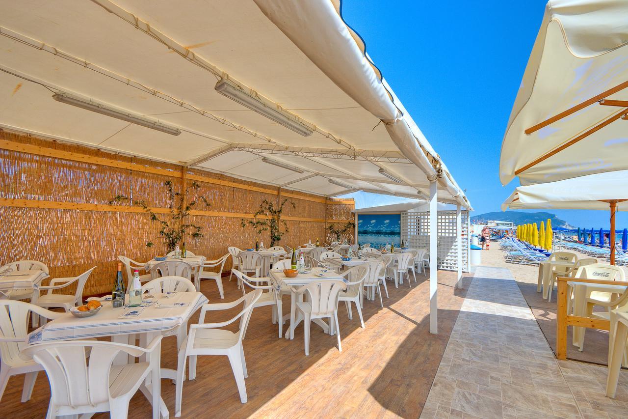 Villaggio Riva Musone Порто-Реканати Экстерьер фото